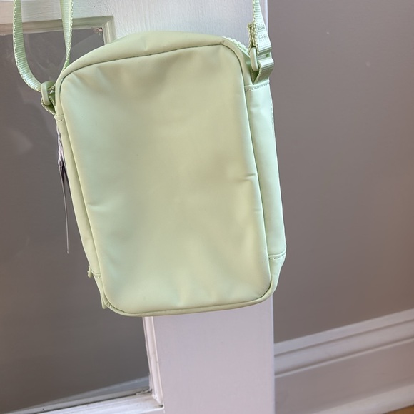 Lululemon Easy Access Crossbody - Picture 3 of 5